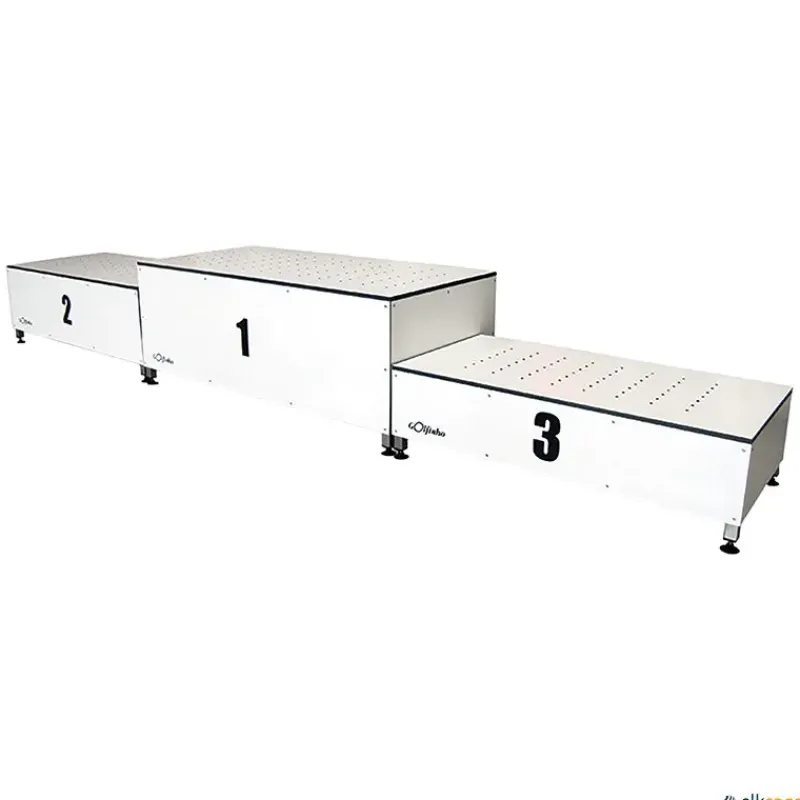 Pódium entrega de premios| Equipamiento Piscina