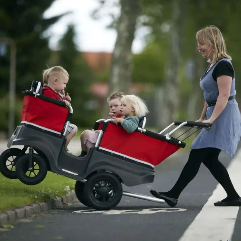 Winther Turtle Kiddy Bus (4 plazas)| Triciclos|Triciclos Y Patinetes